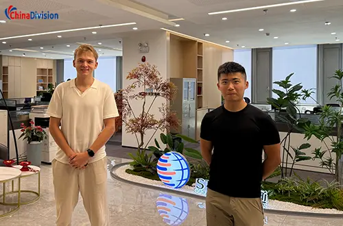 Kickstarter creator visited ChinaDivision
